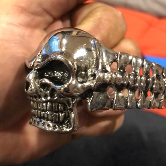 Large skull bracelet new - Picture 4 of 6